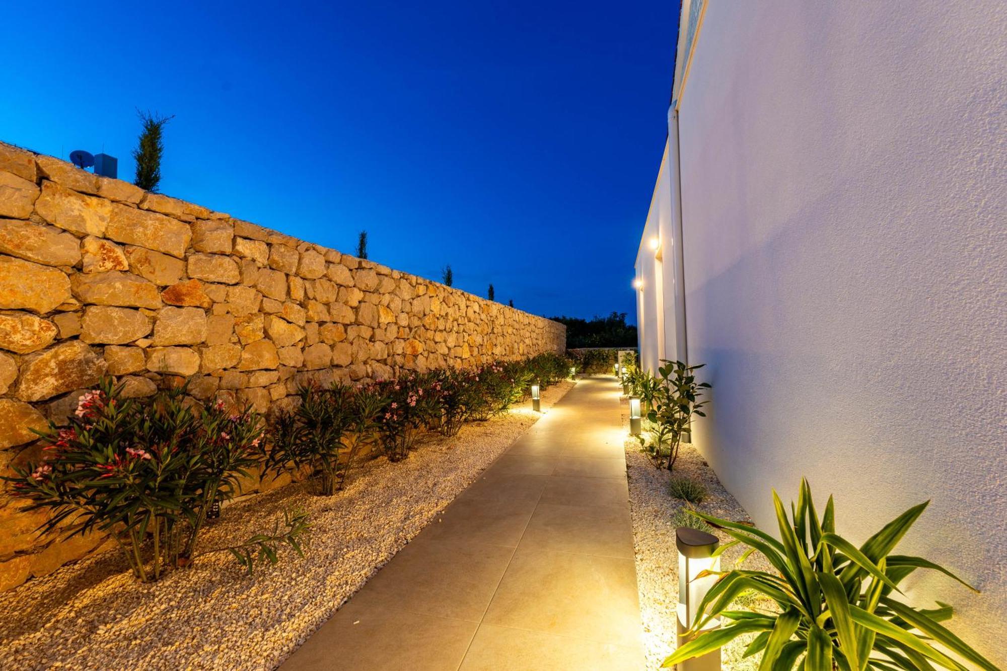 Luxury Kaia - Sea View, Heated Pool, Jacuzzi, Gym And Sauna Villa Vodice
