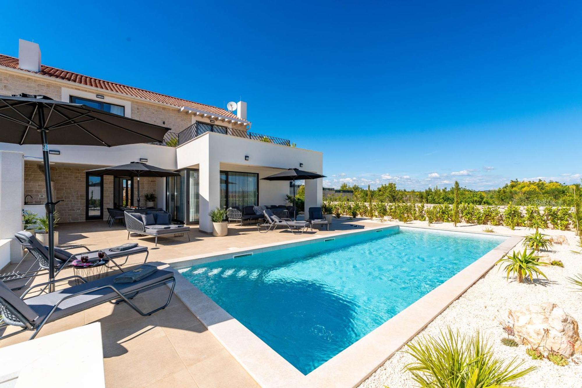 Villa Luxury Kaia - Sea View, Heated Pool, Jacuzzi, Gym And Sauna