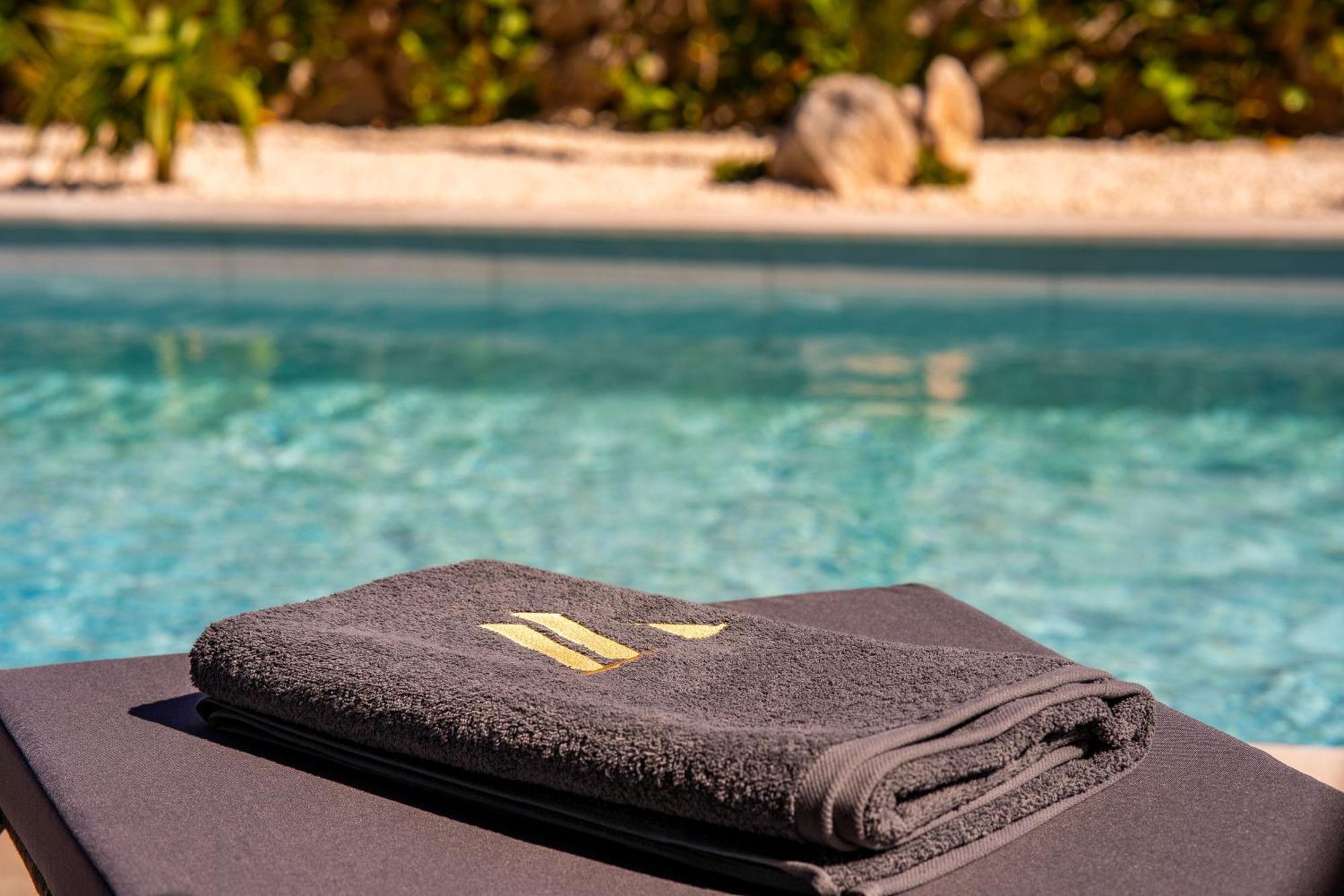Luxury Kaia - Sea View, Heated Pool, Jacuzzi, Gym And Sauna